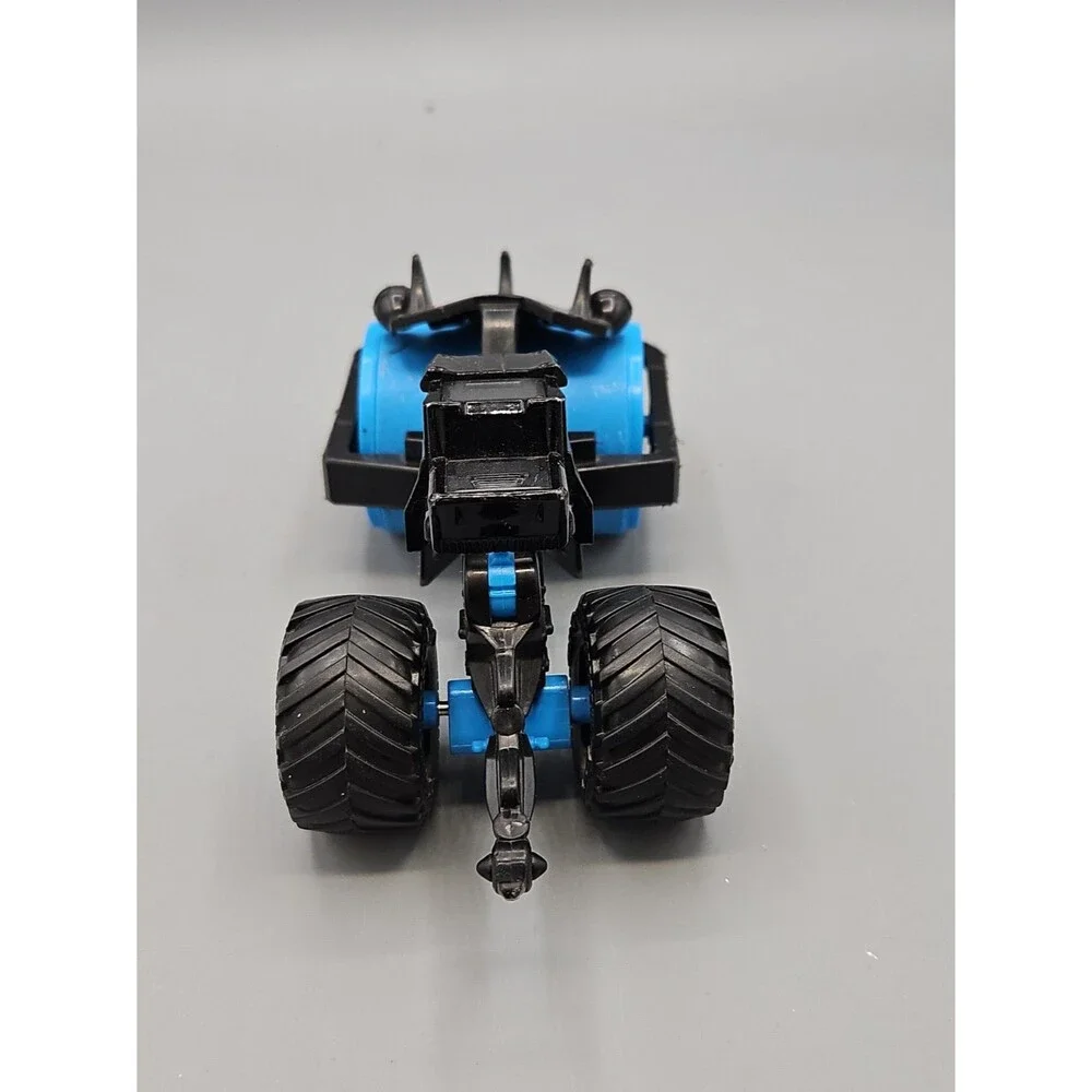 Monster Jam Official Black Rolland Dirt Squad Steamroller Monster Truck 1:64
